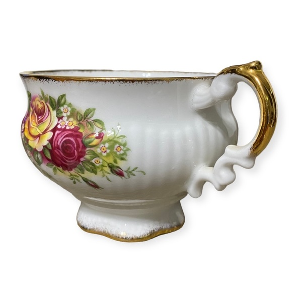 Elizabethan English Garden Fine Bone China Tea Cup & Saucer - Picture 7 of 15